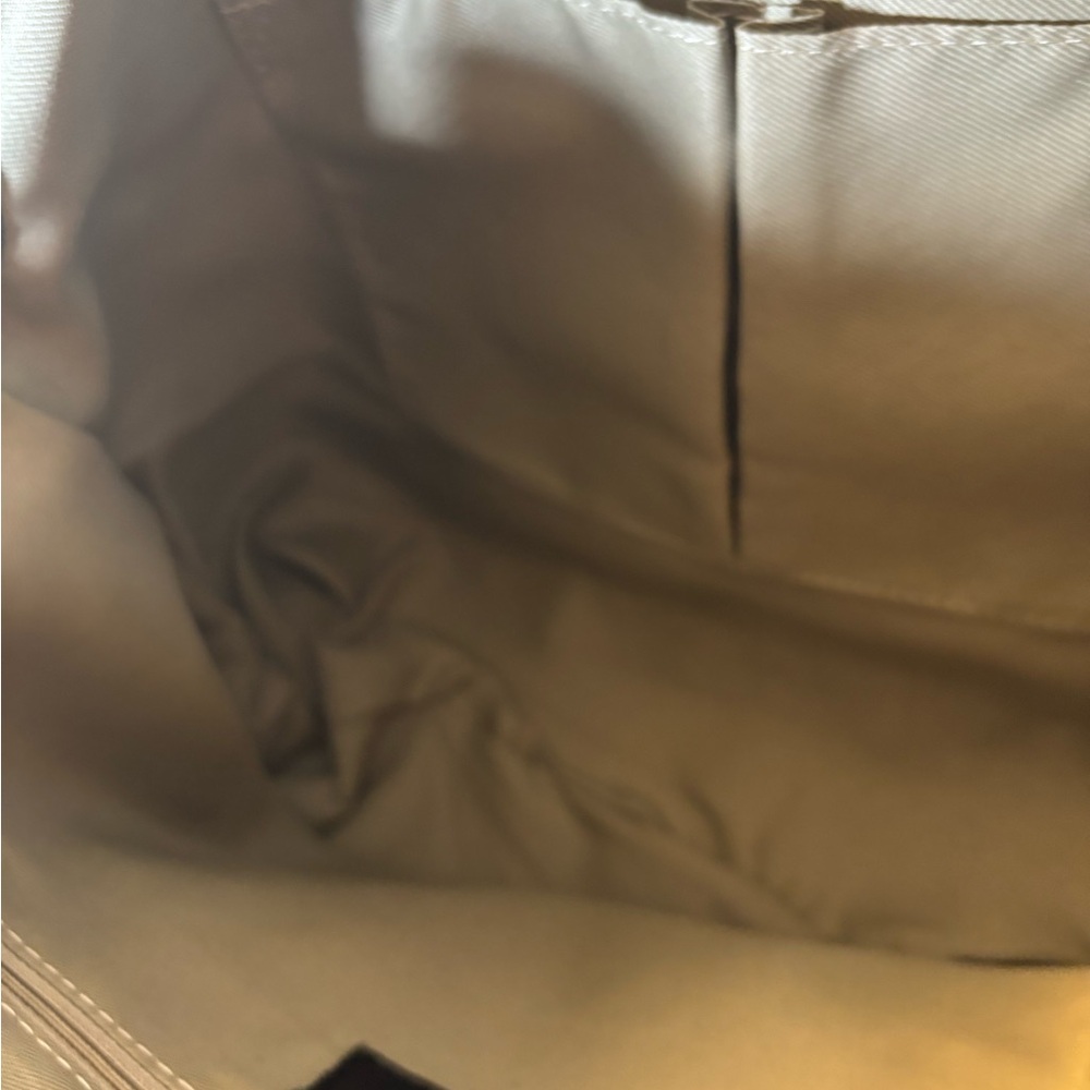 💕NWT American Leather Co. Butter Soft Carrie Dome Satchel💕 - Picture 4 of 4
